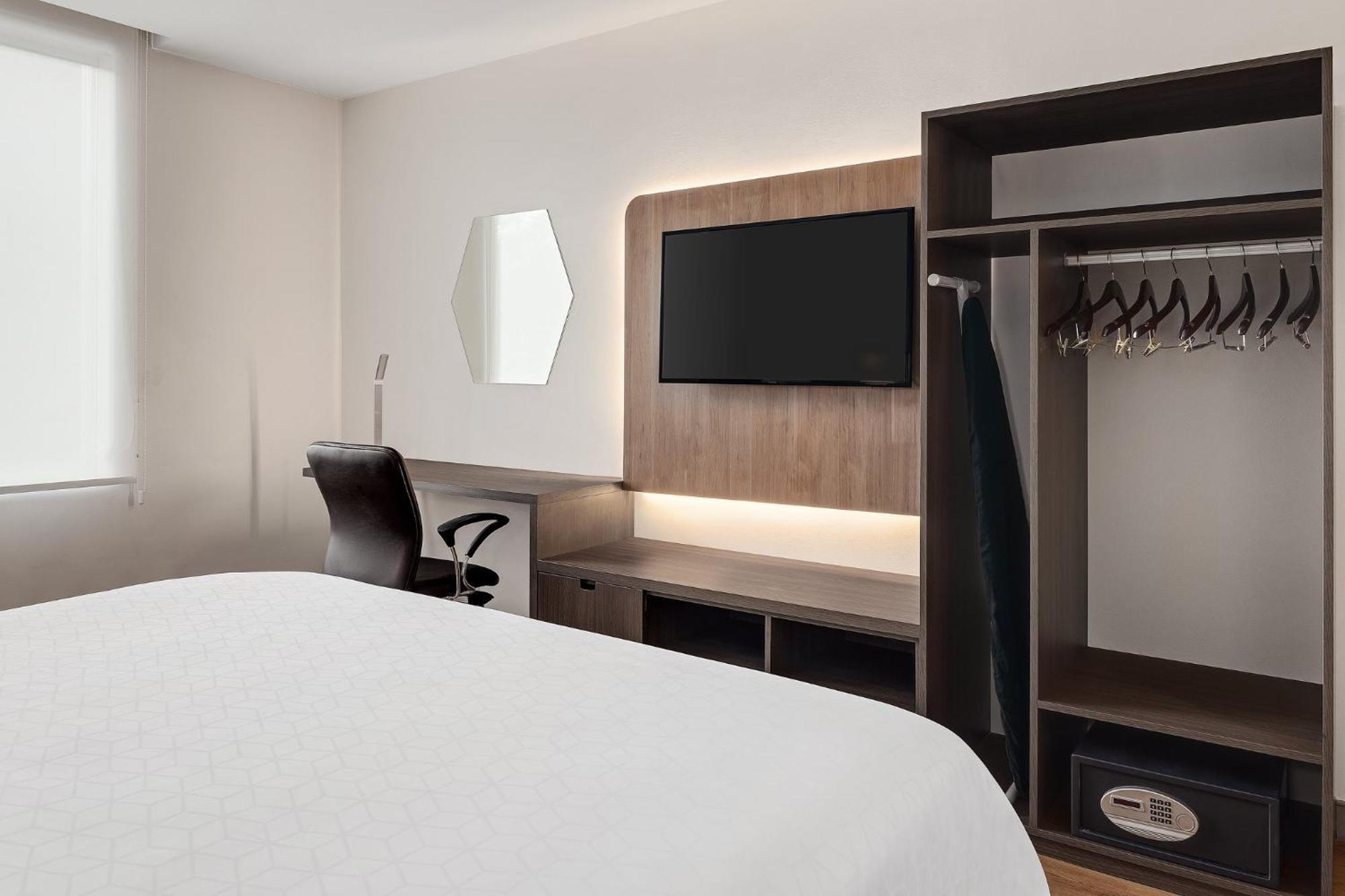 Holiday Inn Express San Jose Forum Costa Rica By Ihg Exterior photo