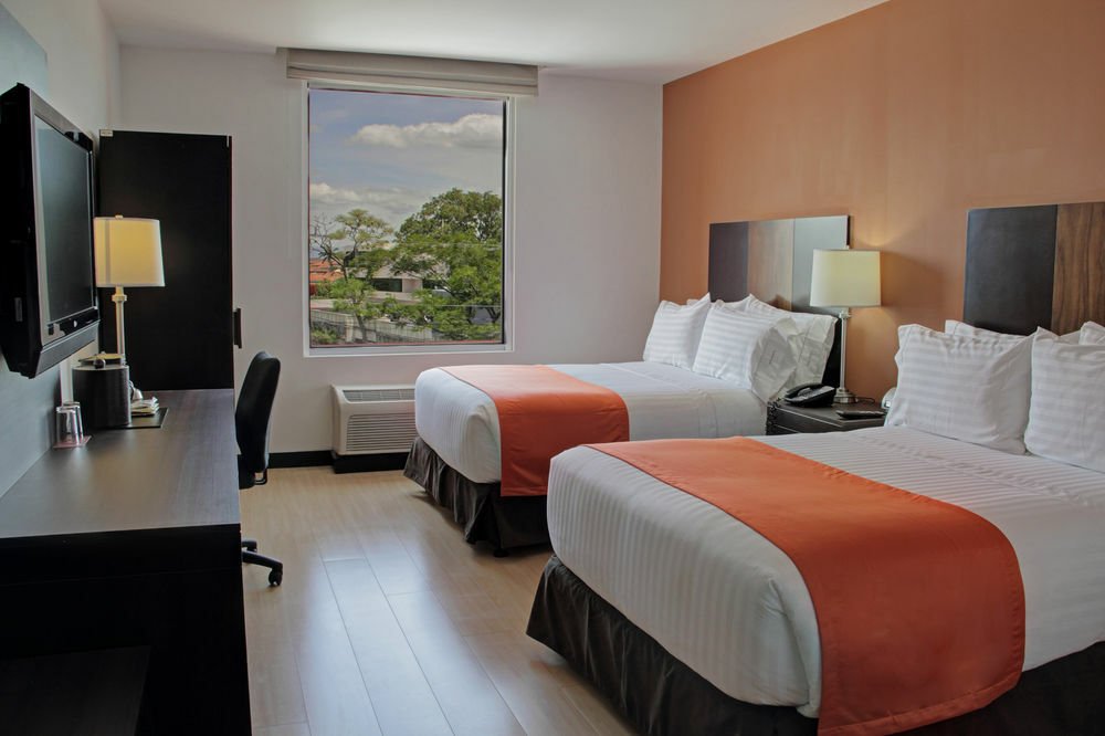 Holiday Inn Express San Jose Forum Costa Rica By Ihg Exterior photo