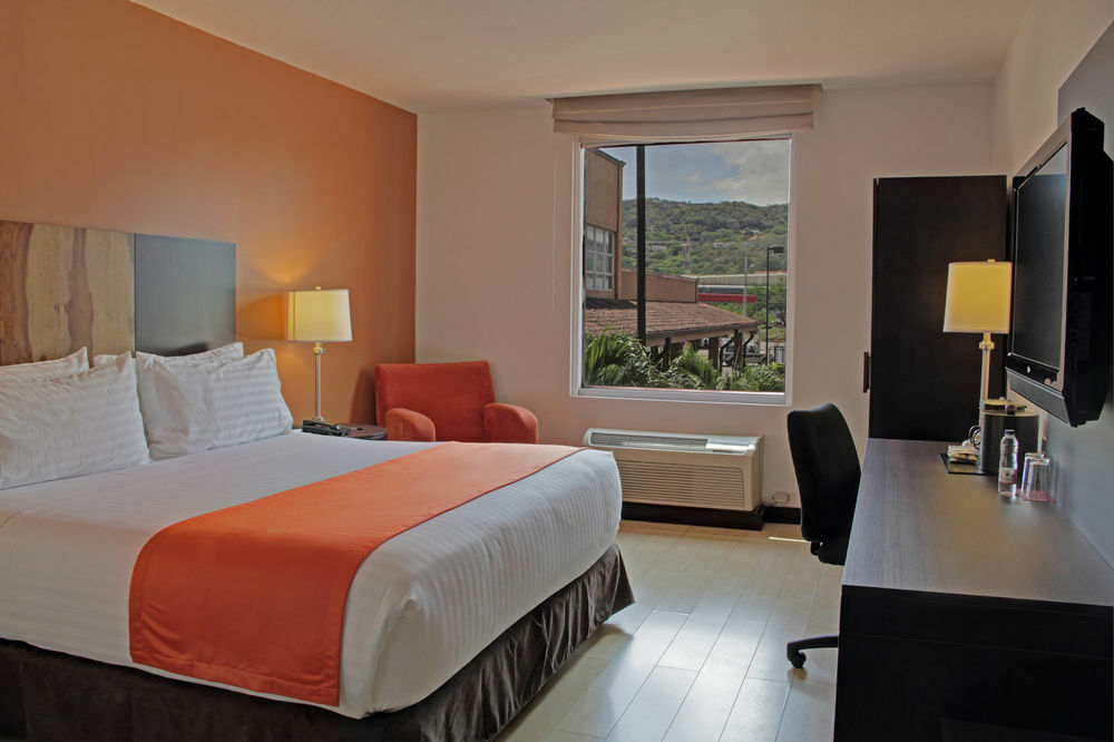 Holiday Inn Express San Jose Forum Costa Rica By Ihg Exterior photo