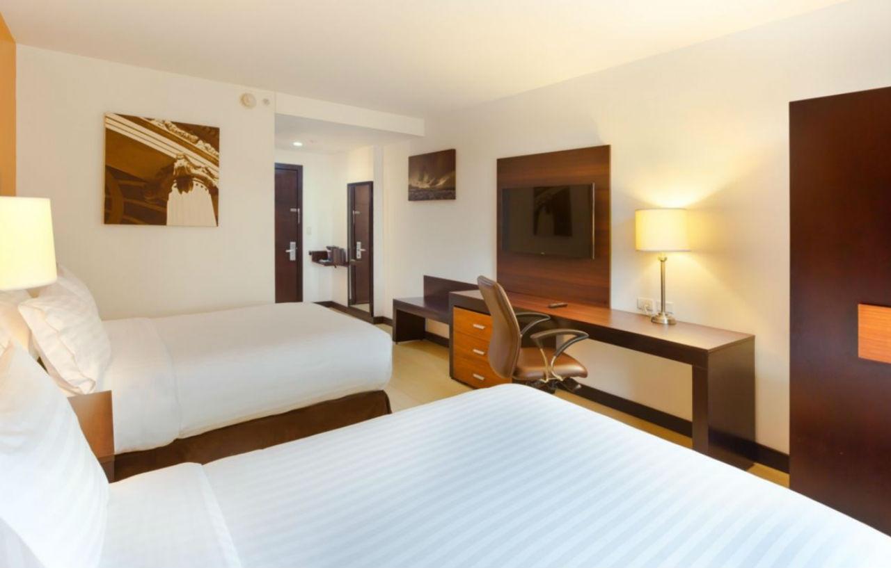 Holiday Inn Express San Jose Forum Costa Rica By Ihg Exterior photo